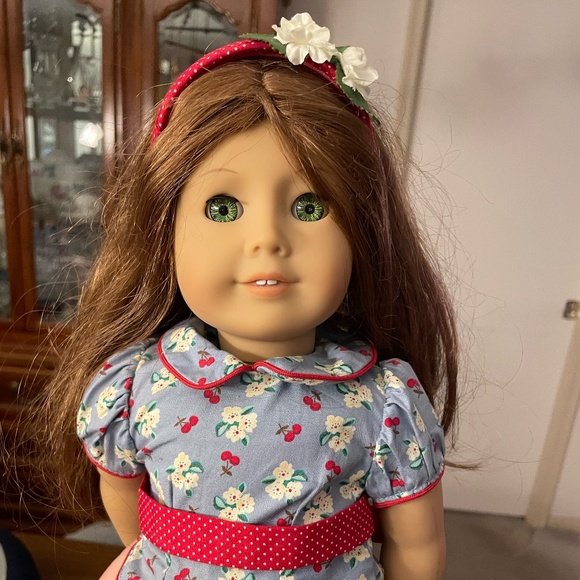 Retired American Girl Doll Felicity
